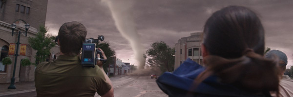 Espectaculares tornados en el nuevo tráiler de En el Ojo de la Tormenta