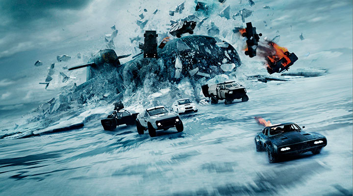 Un festín de acción y escenas de carreras imposibles en Fast & Furious 8