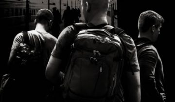 15.17 Tren a París (2018)