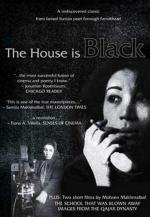 La casa es negra